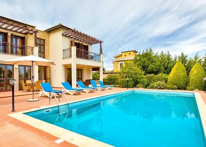 2 Bedroom Oleander With Private Pool And Garden, Aphrodite Hills * Kouklia