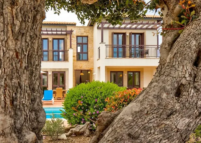 2 Bedroom Oleander With Private Pool And Garden, Aphrodite Hills