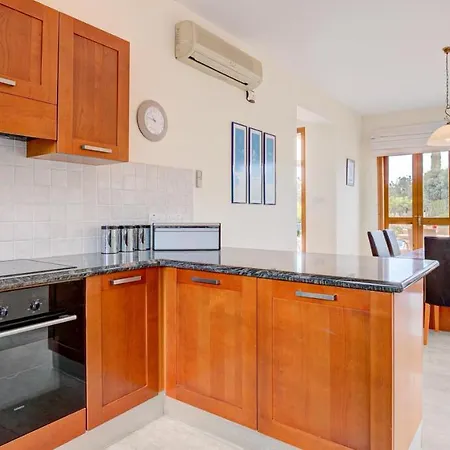 2 Bedroom Oleander With Private Pool And Garden, Aphrodite Hills *