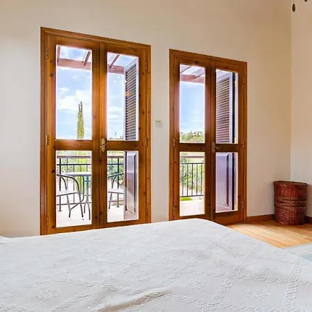 Villa 2 Bedroom Villa Oleander With Private Pool And Garden, Aphrodite Hills Resort Kouklia