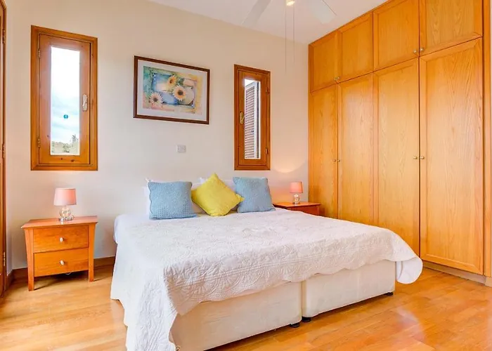 Villa 2 Bedroom Villa Oleander With Private Pool And Garden, Aphrodite Hills Resort *